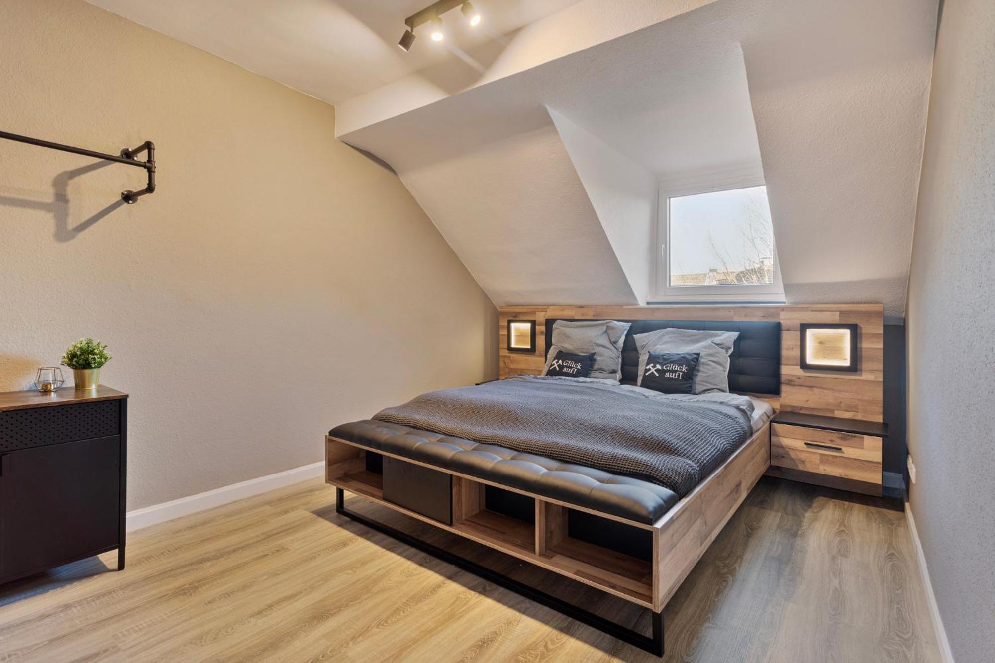 Zeche Trifft Villa Apartments By Cordis Sky Fuer Bis Zu 4 Personen 5 Minuten Zur Messe Essen Oder Hauptbahnhof Luaran gambar